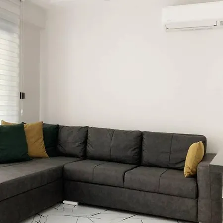 Apartment Аппартаменты, 2 Комнаты *